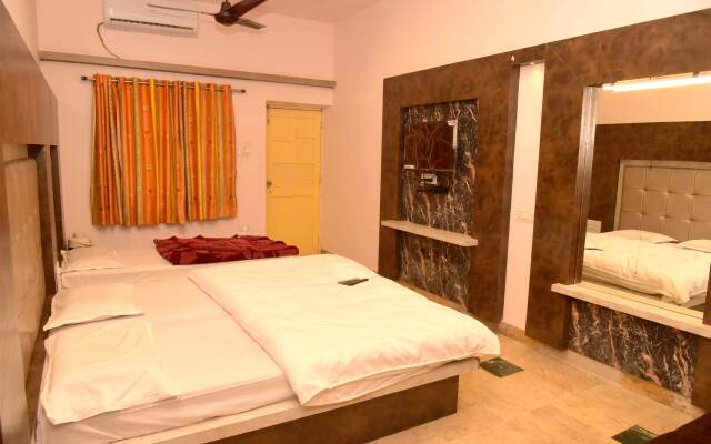 Hill Top Mount Abu By Ashoka Hotel