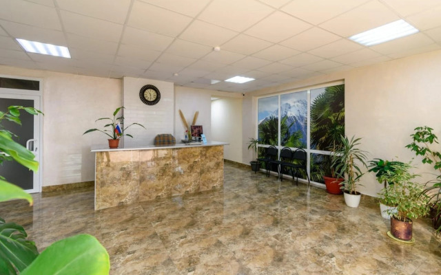 V 5 minutah ot morya Apartments