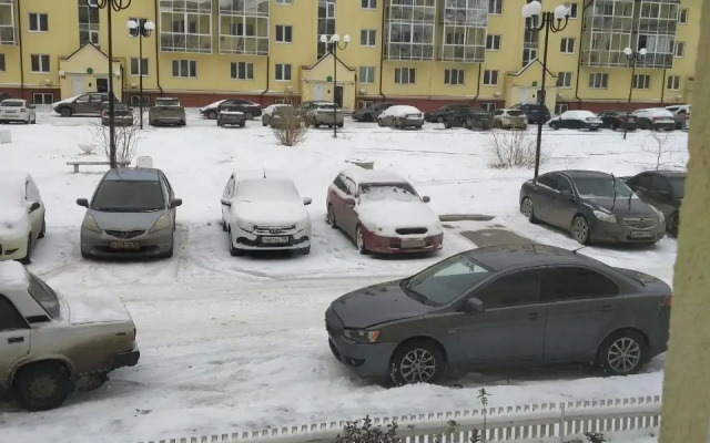 Uyutnaya v Tikhom Kvartale Flat