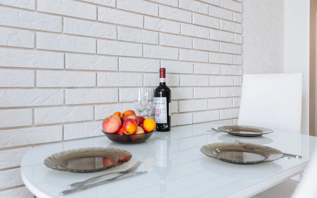 Artilleriyskaya 79 Flat