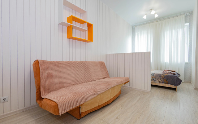 Апартаменты новые и комфортные возле красивого озера