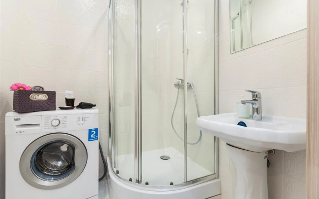 Odnokomnatnyye apartamenty v novom zhilom komplekse Kristall Apartments