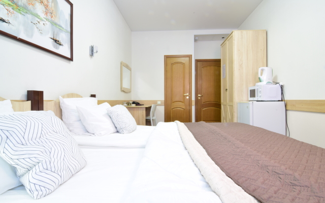 Novoteh Hotel