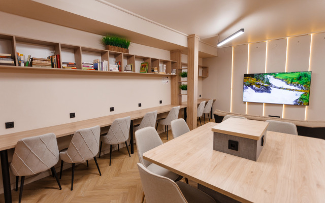 Luxx Aparts Hostel