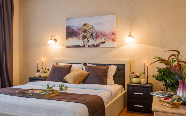 GM s Vidom na Zoopark i Moscow city Apartments