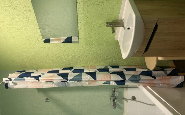 Na Pirogova 38 Guest House
