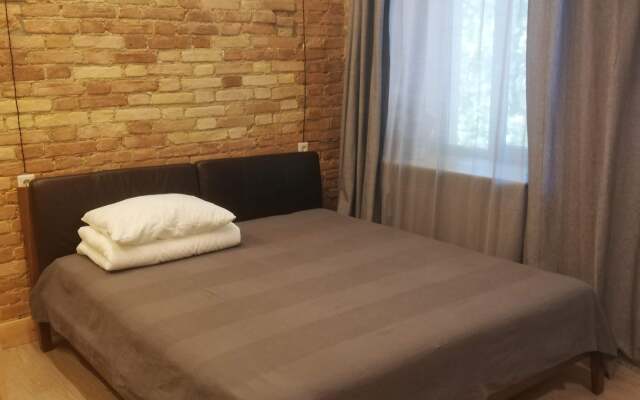 Three Narzana 4 Apartments