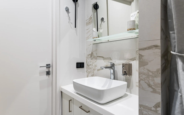 Flat Inn v ZHK dom "Chkalov" 15 etazh na Kurskom Vokzale Apartments
