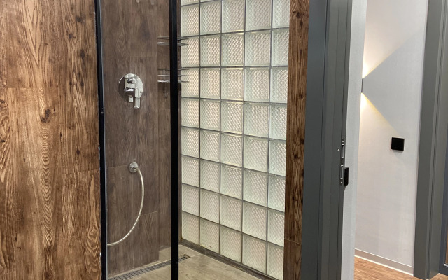 Квартира Уютная с видом на мост Влюбленных