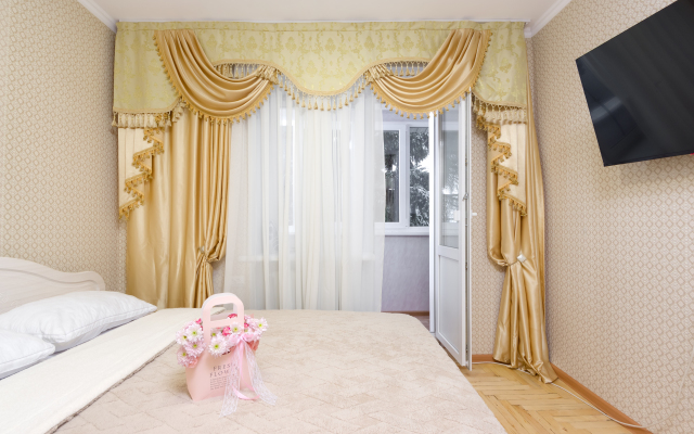 Квартира Двухкомнатная на Тельмана 5