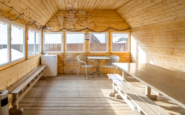 Paratunka Guest House
