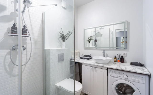 Квартира Две подушки на ш. Революции, 3к2