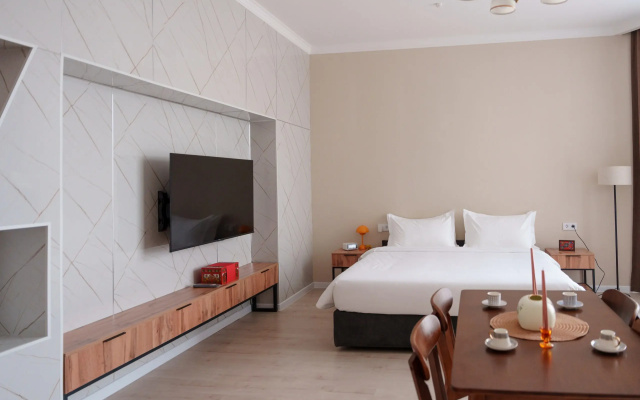 Отель Ton Azure Hotel