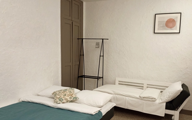 Semeynaya Pyat Spalnykh Mest Flat
