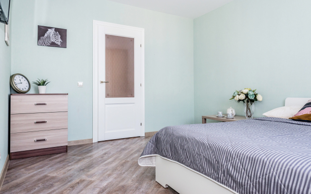 Квартира ApartHause рядом с ЖД-вокзалом и удаленным заездом