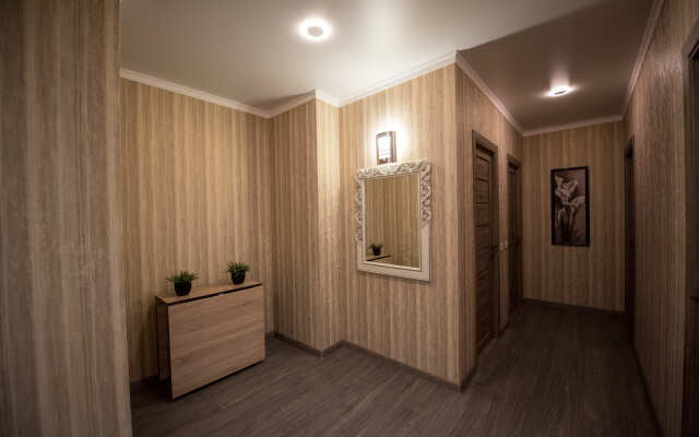 Smile Apartments V Tsentre Zolotogo Kvadrata Apartments 3