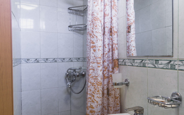 Апартаменты Пляжные на Дражинского 7а, 4