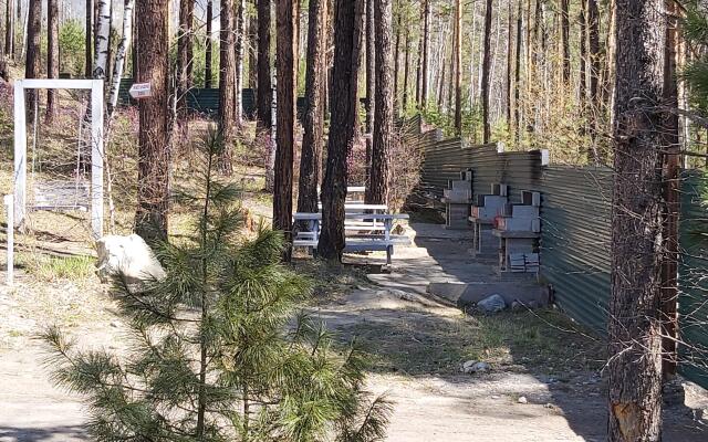 Отель Корона