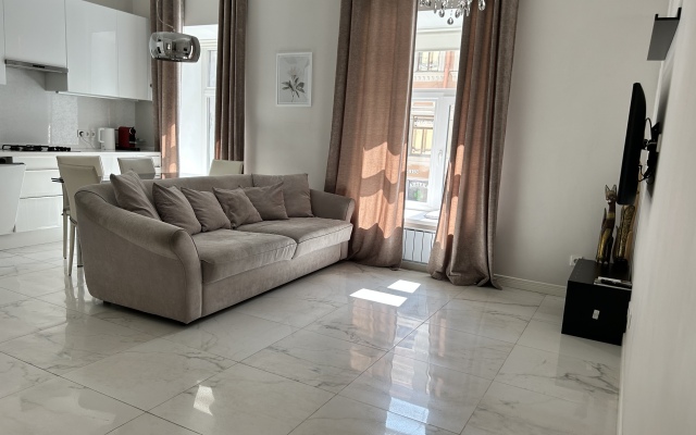 Квартира Piter Apatrments у Эрмитажа (2 спальни, парковка, кондиционер)