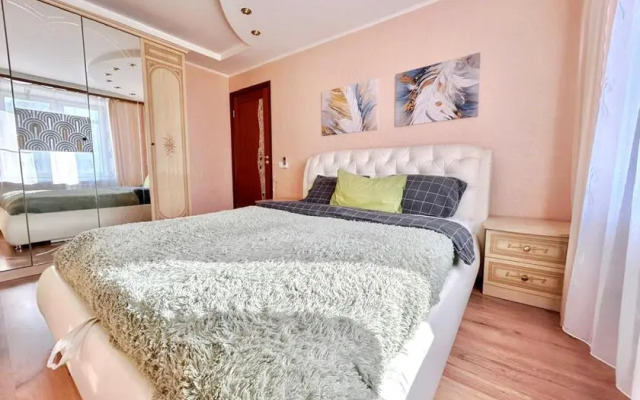 Апартаменты Яблочкова 19