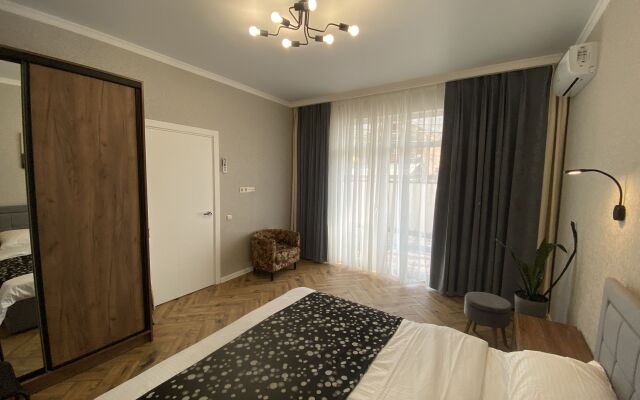 Апартаменты Средняя 6