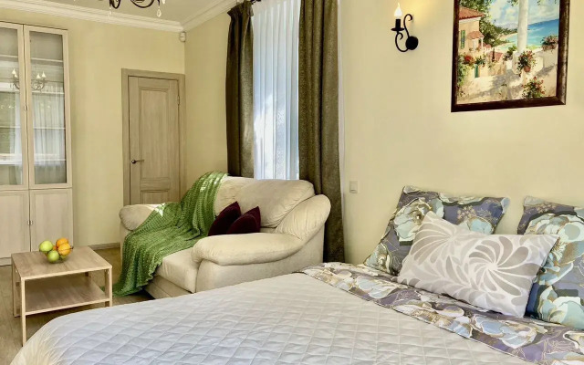 Апартаменты на улице Июльских Дней 14