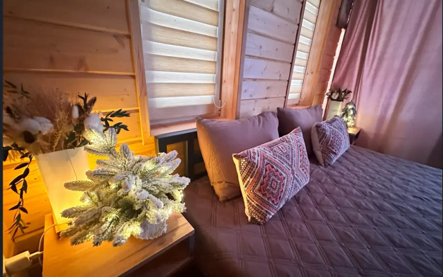 S 3ya Spalnyami 476 Private house