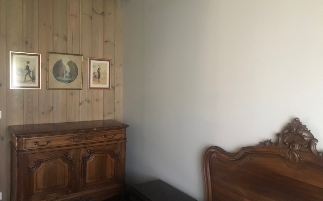Derevyanniy Dom In France Private house