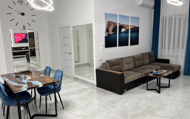 Апартаменты 70кв. метров в центре города