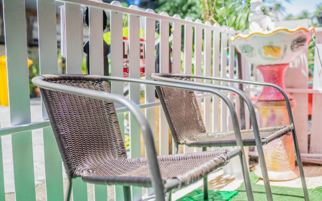 Menulis Coolly House Patong Guest House