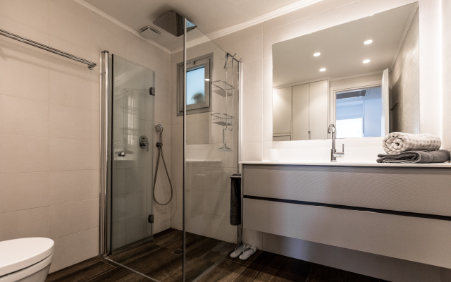 Nitza Very High Standing Sea View Apartments