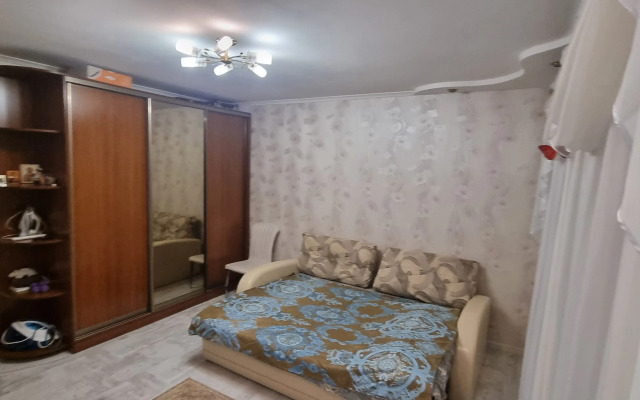 Luchshaya Gakuna Flat