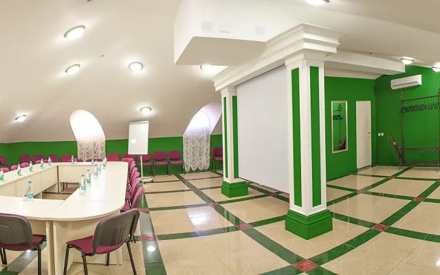 Moskovskaya Zastava Hotel