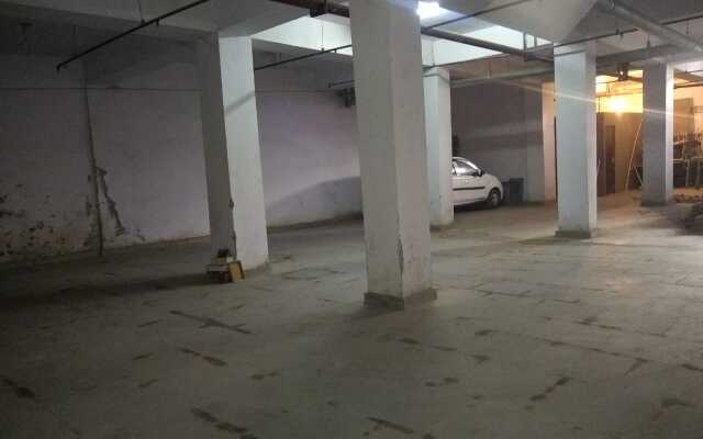 Airport Hotel Tashree