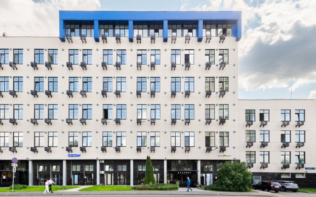 Dvukhurovnevaya Studiya Na Voykovskoy Apartments