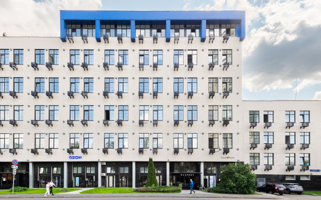 Dvukhurovnevaya Studiya Na Voykovskoy Apartments