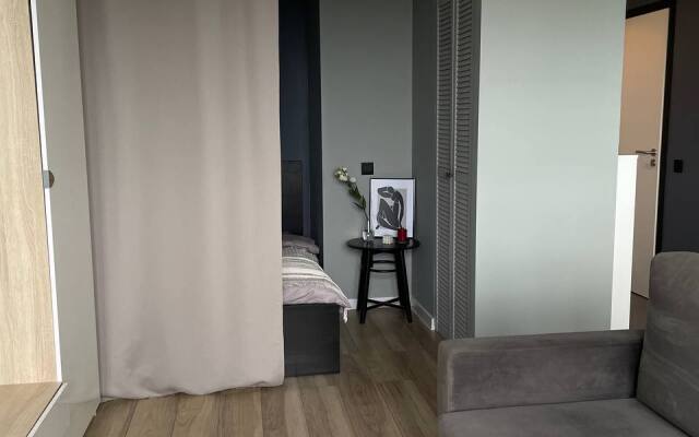 White Lodging Flat
