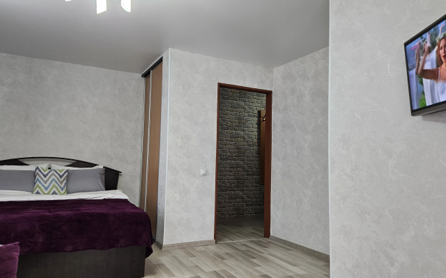 Квартира 1-комнатная на Красноуральской 21