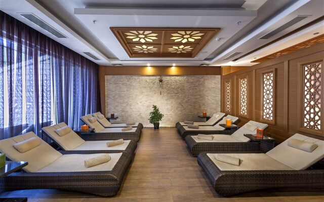 Karmir Resort  & SPA Hotel