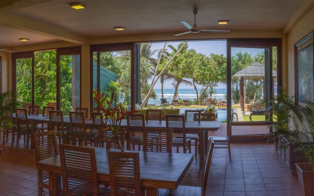 South Point Ocean 8 bedroom beach front Villa