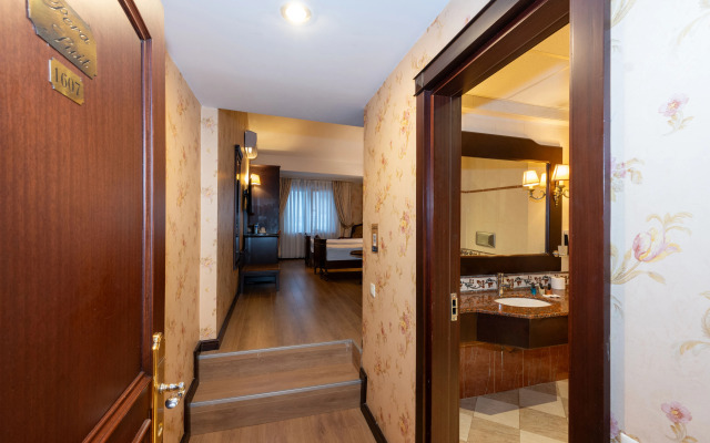 Pera Rose Hotel - Special Class