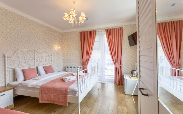 Gornaya Roza Hotel