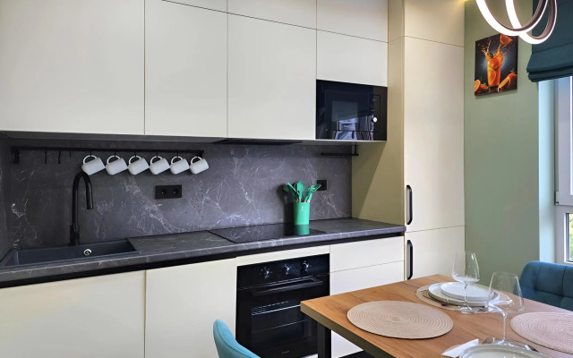 Квартира 2-х комнатная квартира в Сочи с видом на лес