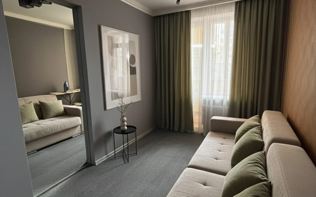 Квартира 3 комнатная в центре левого берега