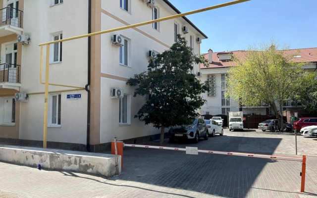 075 Dvukhkomnatnaya V Tsentre Flat