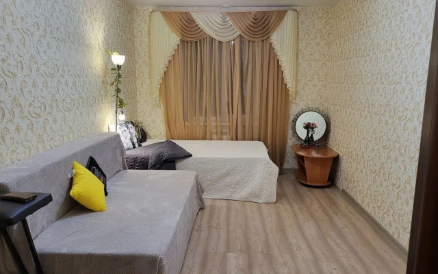 Dvukhkomnatnaya V Novom Dome Flat