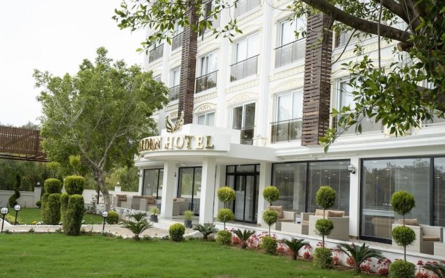 Lara Garden Hotel