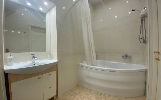 Апартаменты 3-комнатные HomeApart пр-т Независимости, 13