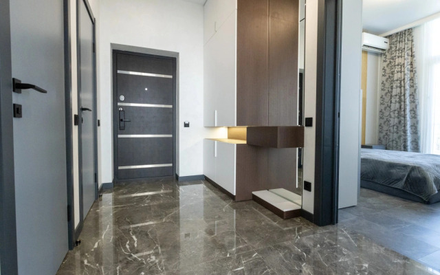 V Yekaterininskom kvartale Flat