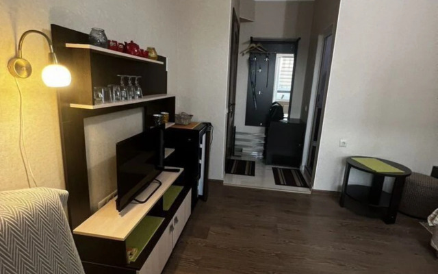 Na Ulitse Prosvescheniya 85b Flat